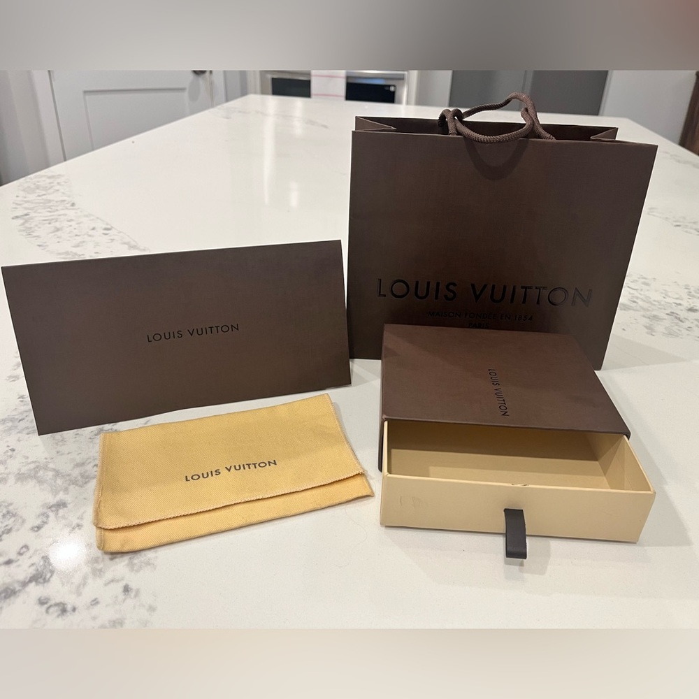 LOUIS VUITTON Shopping Bag, Box & Dustcover